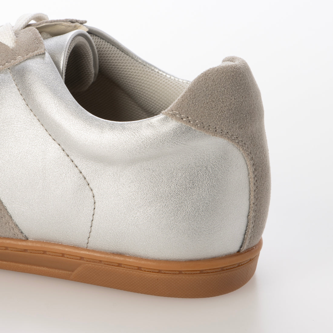 フィン Fin ジャーマントレーナースニーカー【低反発スポンジ入り】 (シルバー) シルバー