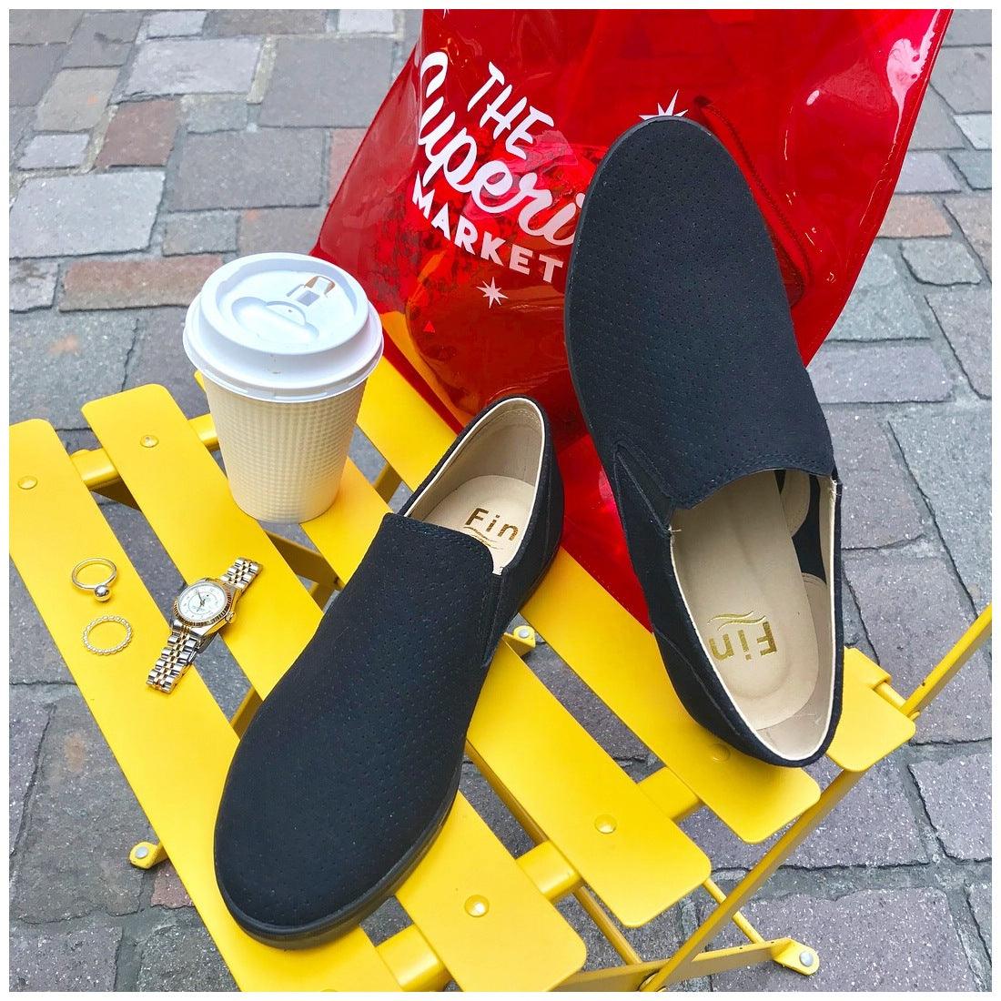 フィン Fin 【低反発スポンジ入り】ストレッチスリッポン