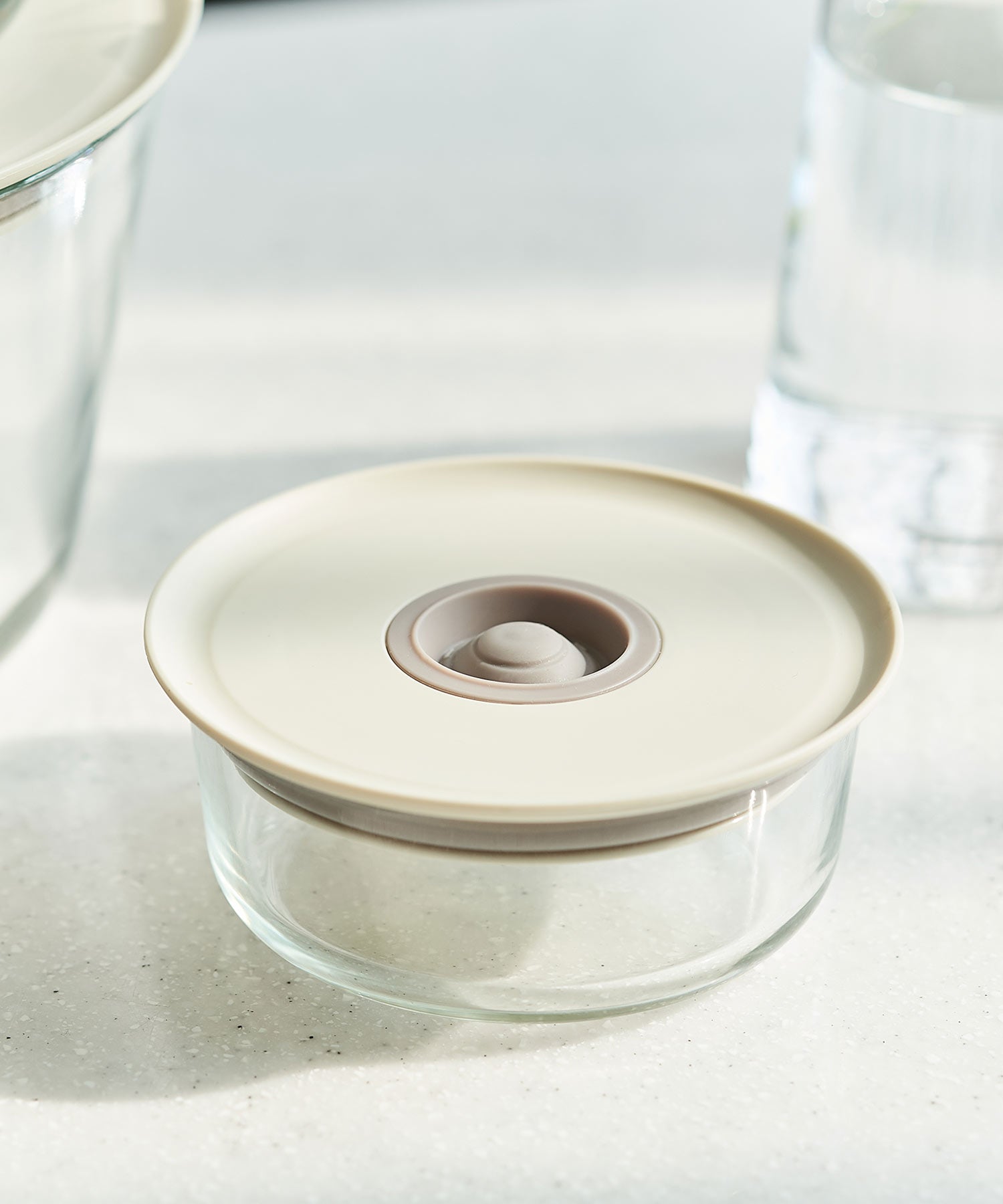 FIKA FIKA GLASS Heat-Resistant Glass Food Storage Container Round Type 280ml Single Item