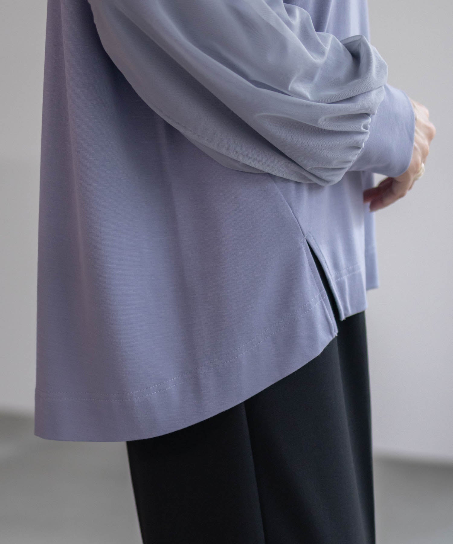 ハッシュアッシュ HusHusH ポンチ素材 袖チュールプルオーバー