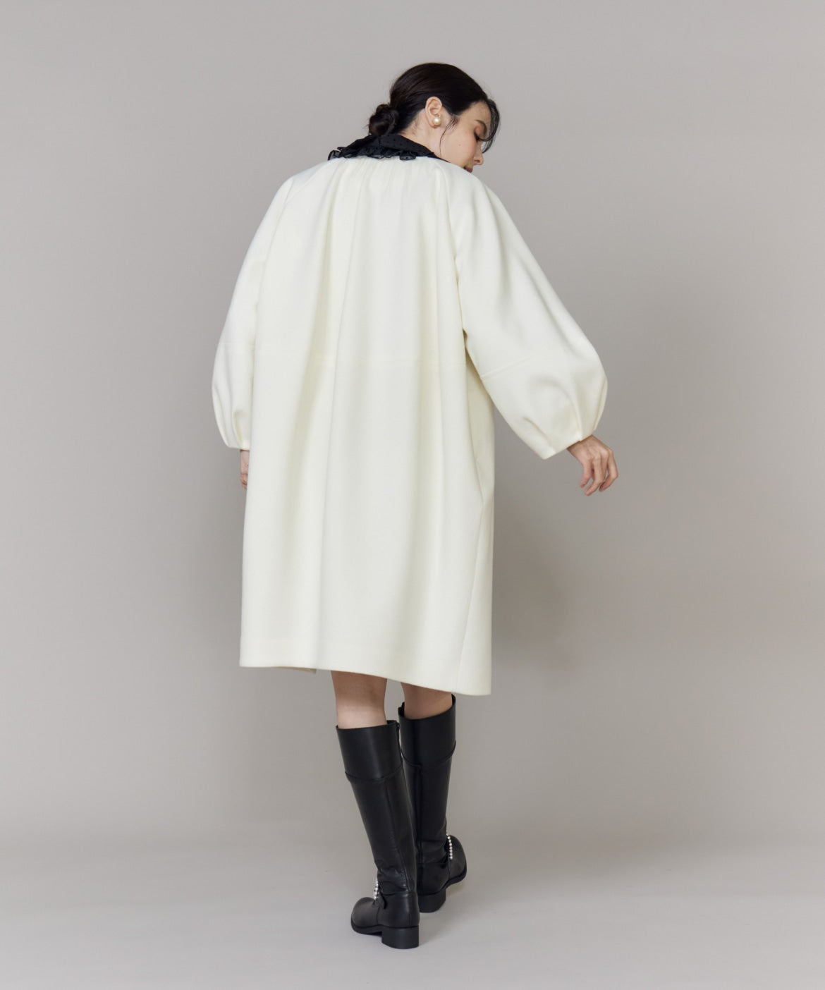 マーリエ ル カセット Maglie le cassetto ダブル釦袖ボリュームコート (オフホワイト1) オフホワイト1