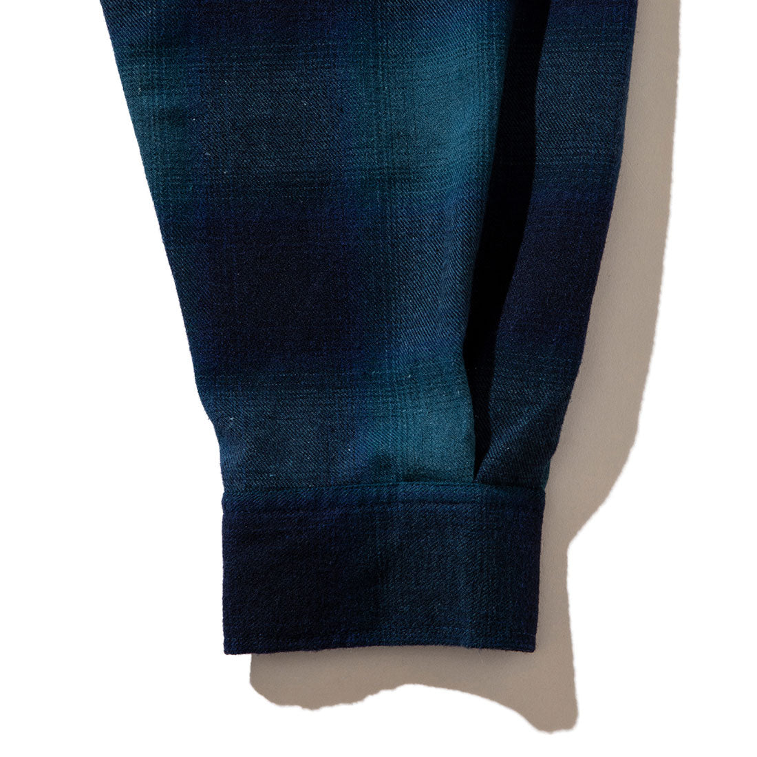 フラットラックス FLATLUX ベンティ フーデッド シャツ(Venti Hooded Shirt) (ombre navy) ombre navy