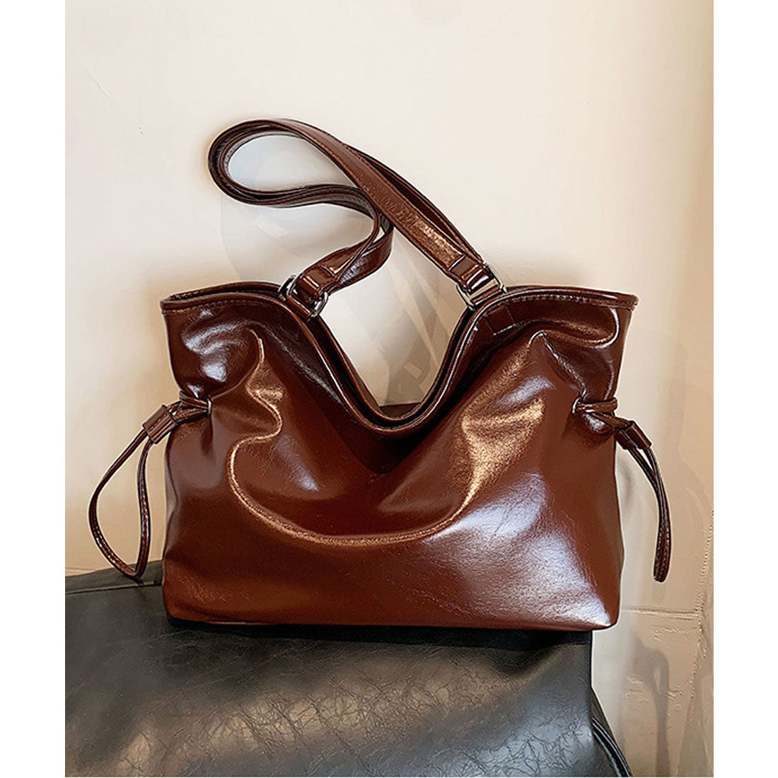 フロージュ florge 【A4収納・撥水PU】レザーライクサイドドロストトートバッグ/ビジネスバッグ (ブラック) ブラック