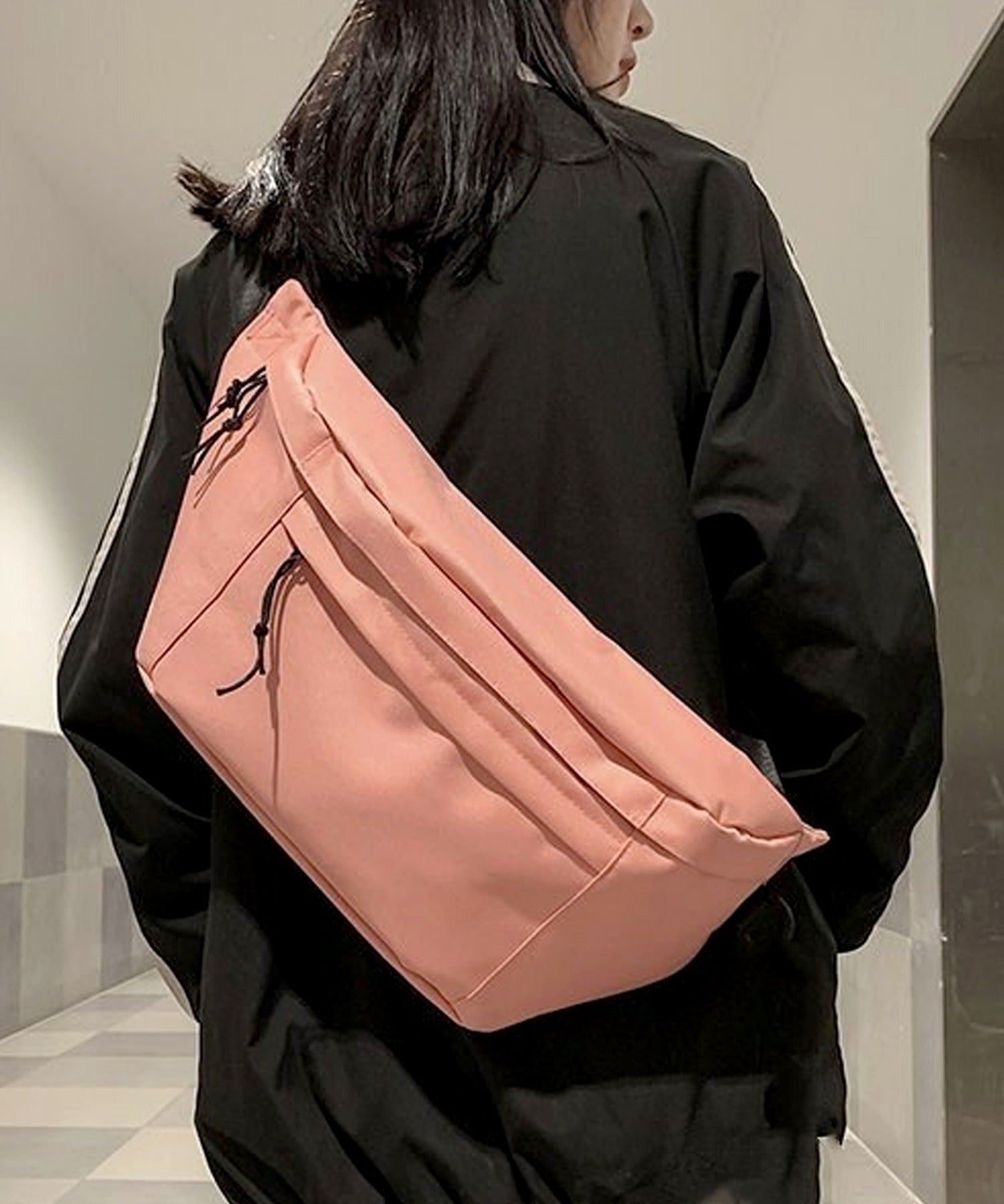 フロージュ florge 【ユニセックスデザイン】大容量シンプルショルダーバッグ/メッセンジャーバッグ (ピンク) ピンク