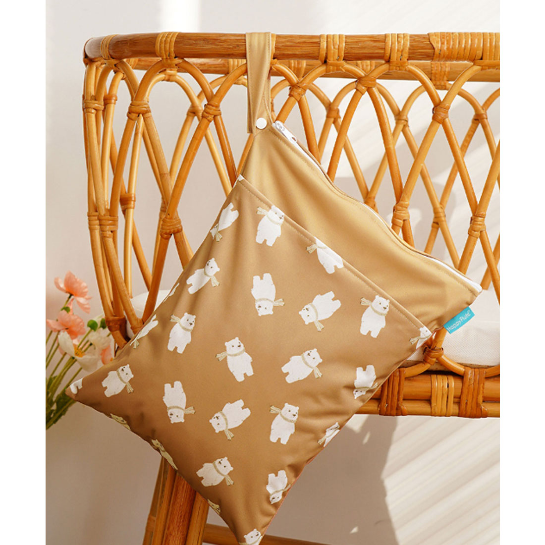 フロージュ florge 【防水・撥水】ストラップ付大容量マルチポーチ/着替え入れ/おむつポーチ