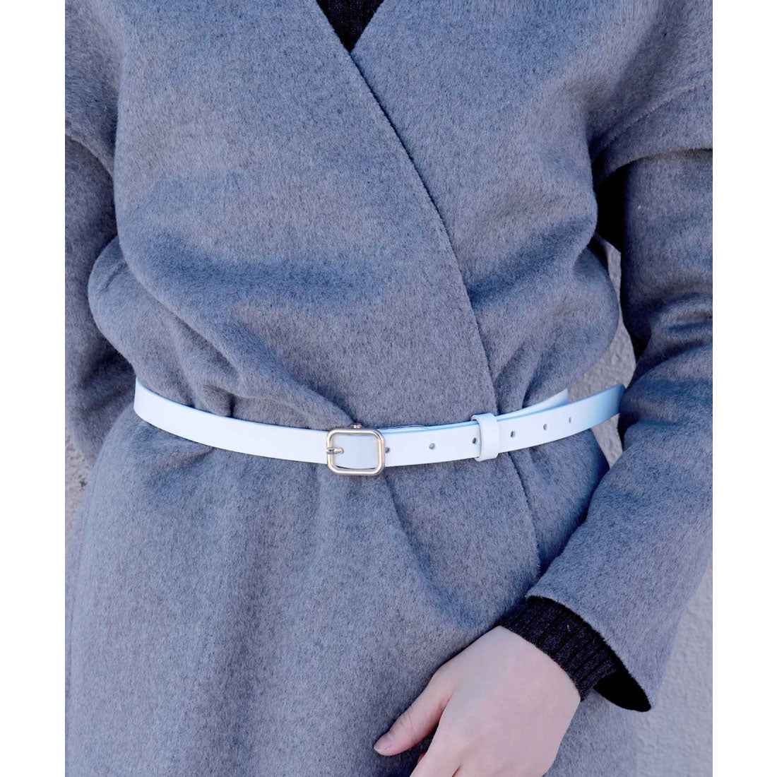 フロージュ florge 【牛革】細身スクエアバックルレザーベルト (ホワイト) ホワイト