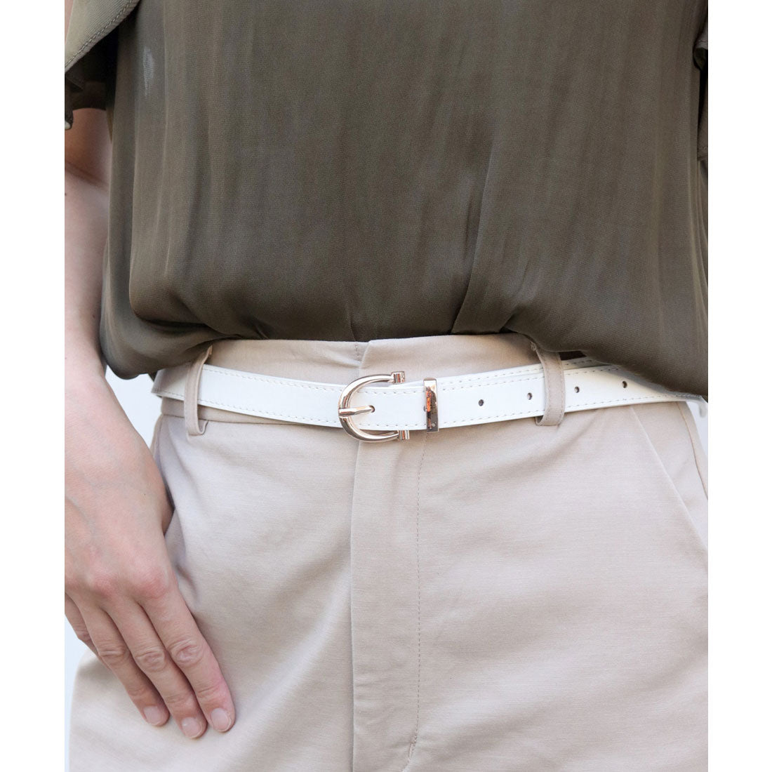 フロージュ florge 【8色展開】オーバルピンバックルのプレーンPUレザーベルト