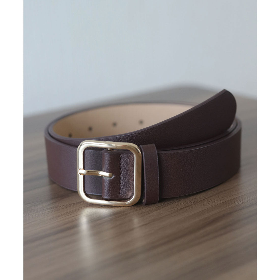 フロージュ florge 【メンズ・レディース兼用】スクエアバックルワイドレザーライクベルト