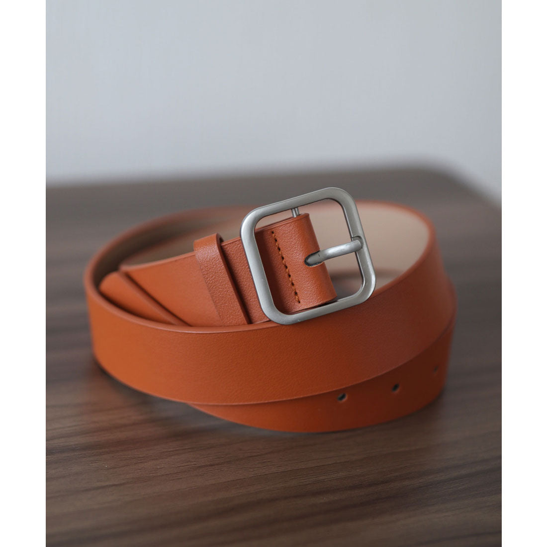 フロージュ florge 【メンズ・レディース兼用】スクエアバックルワイドレザーライクベルト