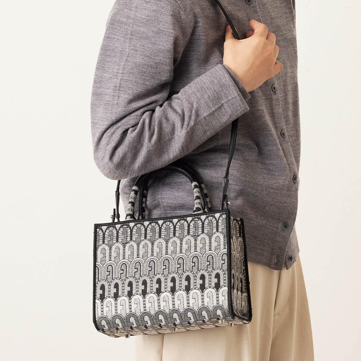 FURLA FURLA FURLA FURLA Tote Bag WB00352 AX0777 G1000 1 003
