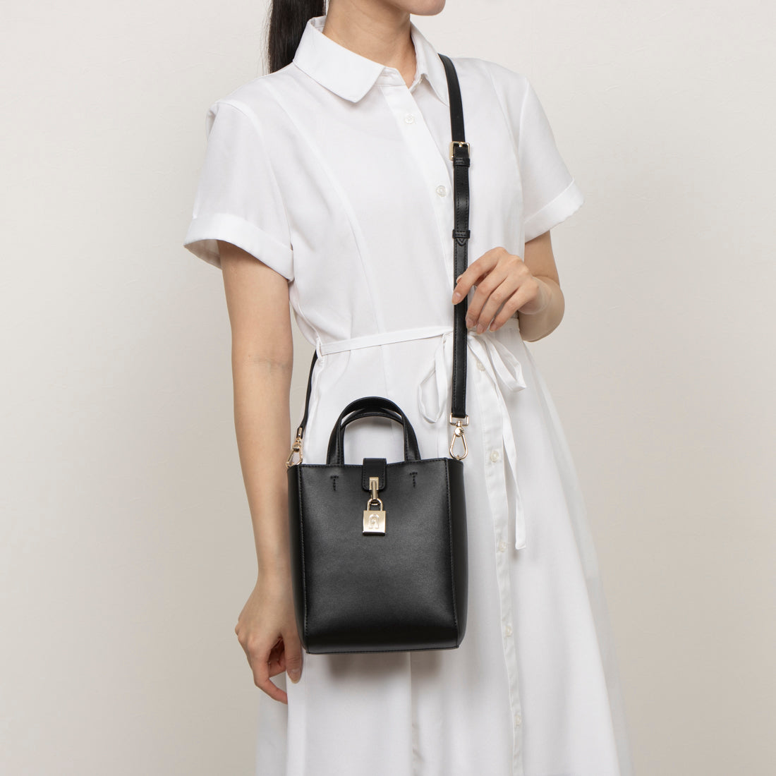 フルラ FURLA バッグ