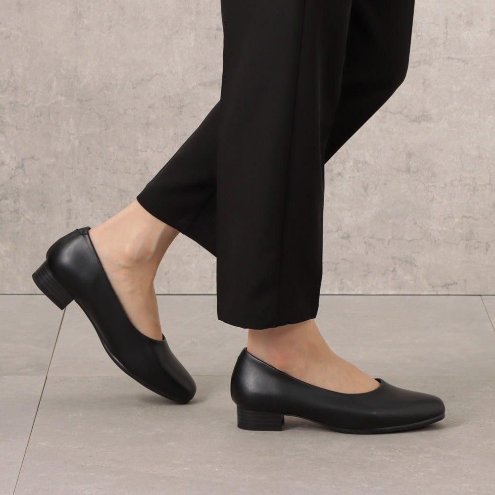 ゆったり幅広 5E 防水 ローヒールパンプス <2.5cmヒール> 【21.5cm~25.5cm】 FR-1105 fuwaraku BLK