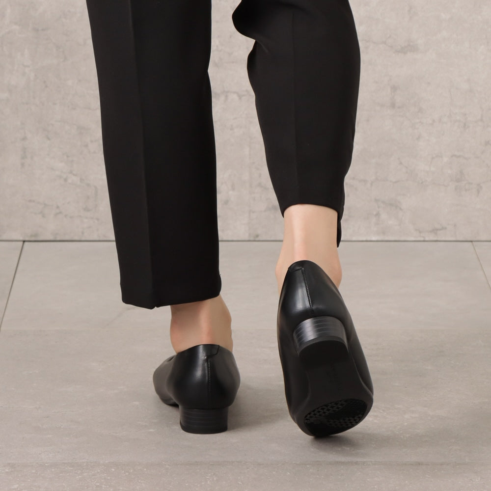 ゆったり幅広 5E 防水 ローヒールパンプス <2.5cmヒール> 【21.5cm~25.5cm】 FR-1105 fuwaraku BLK