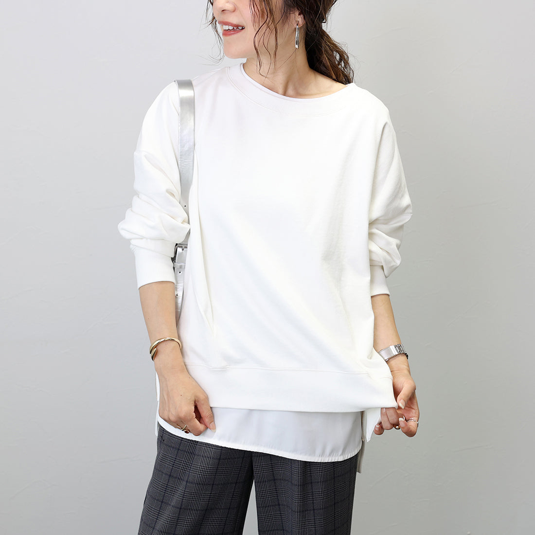 アレッタ ヴィータ Aletta vita 綿スウェットサイドファスナープルオーバー (オフホワイト) オフホワイト