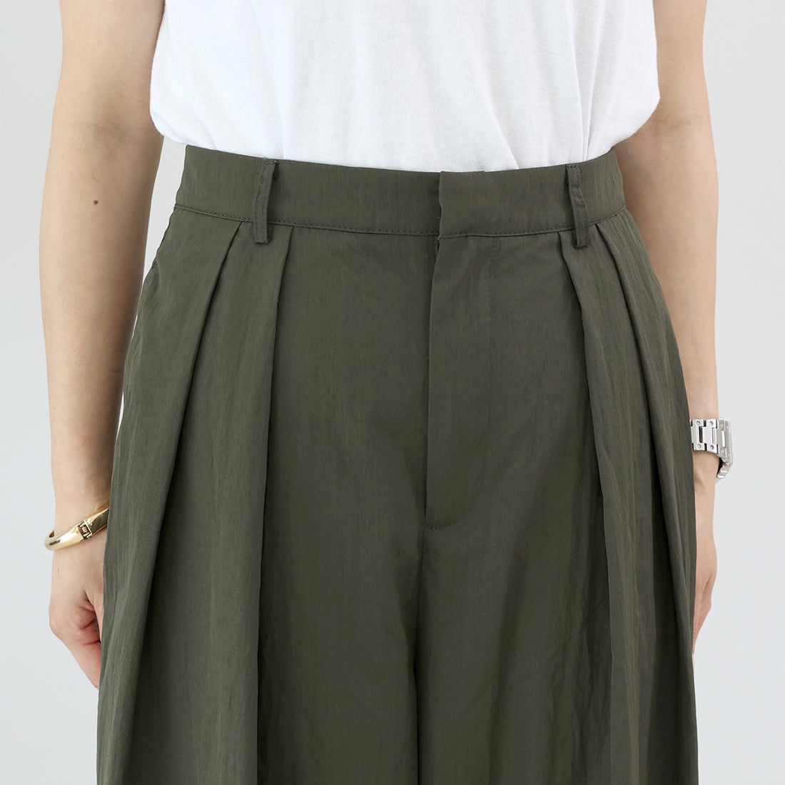 アレッタ ヴィータ Aletta vita シワ加工ツータックトラウザーパンツ (ベージュ) ベージュ