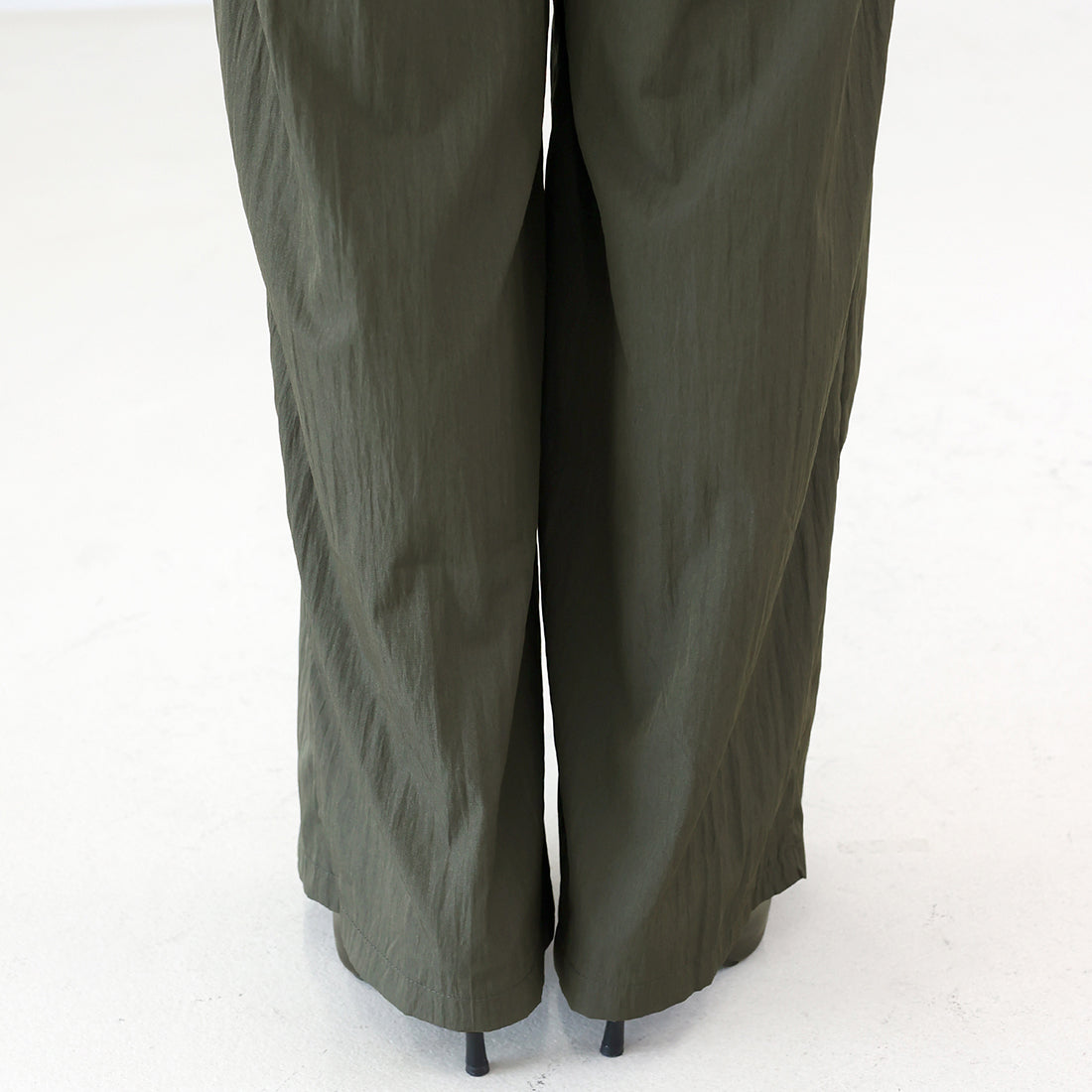 アレッタ ヴィータ Aletta vita シワ加工ツータックトラウザーパンツ (ベージュ) ベージュ