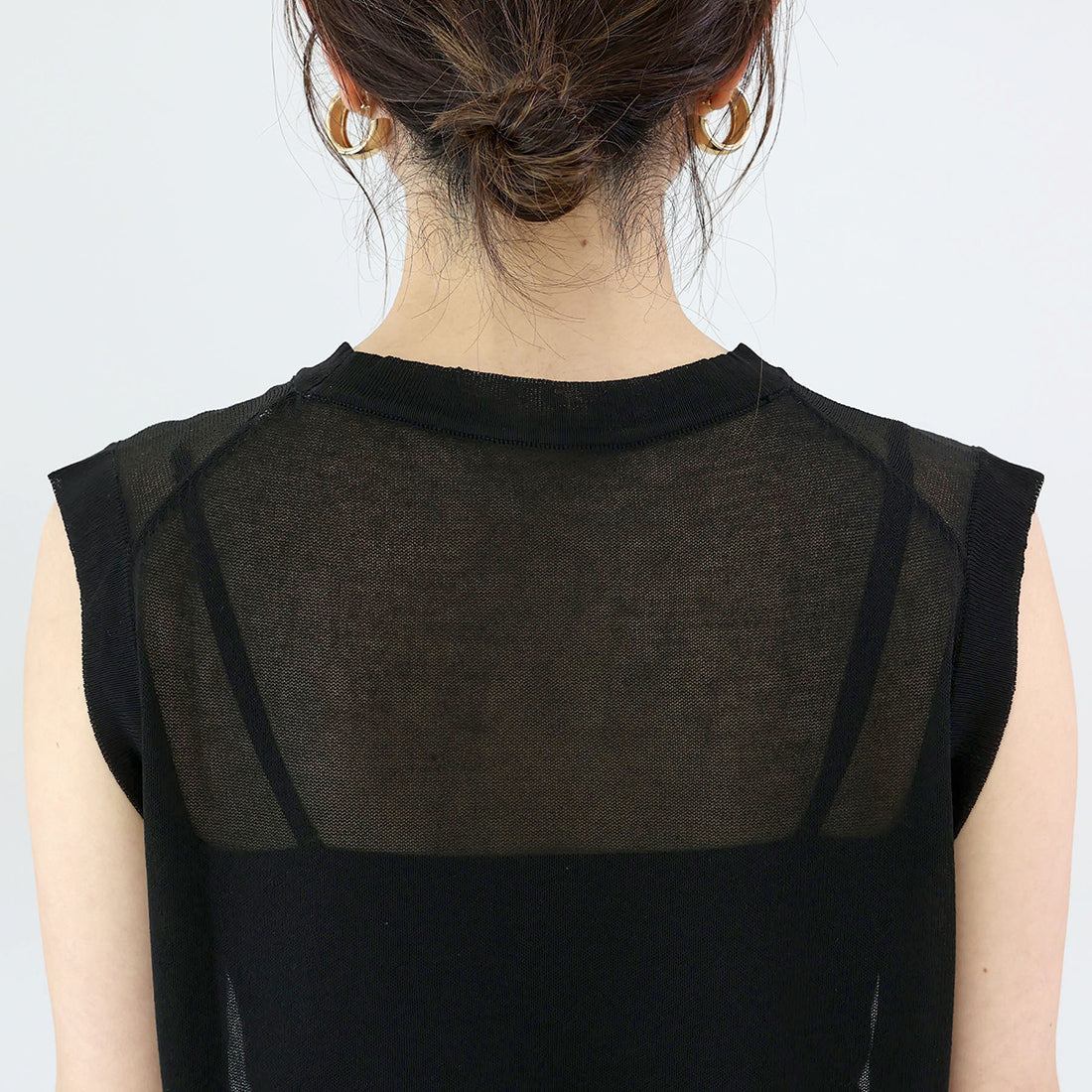 アレッタ ヴィータ Aletta vita T/R天竺スリーブレスシアープルオーバー (オフホワイト) オフホワイト