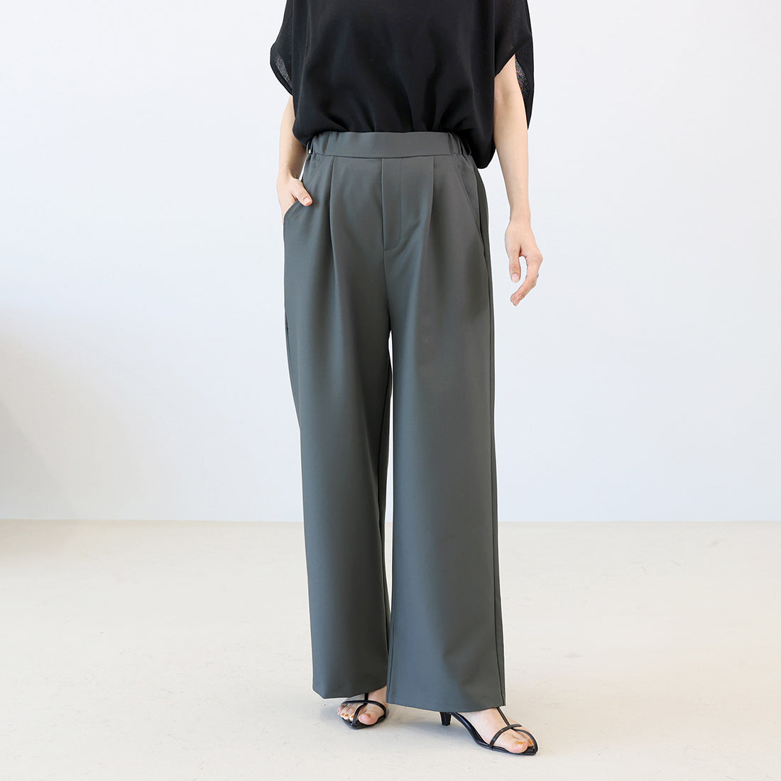 アレッタ ヴィータ Aletta vita エステルツイルタックセミワイドパンツ (グレー) グレー