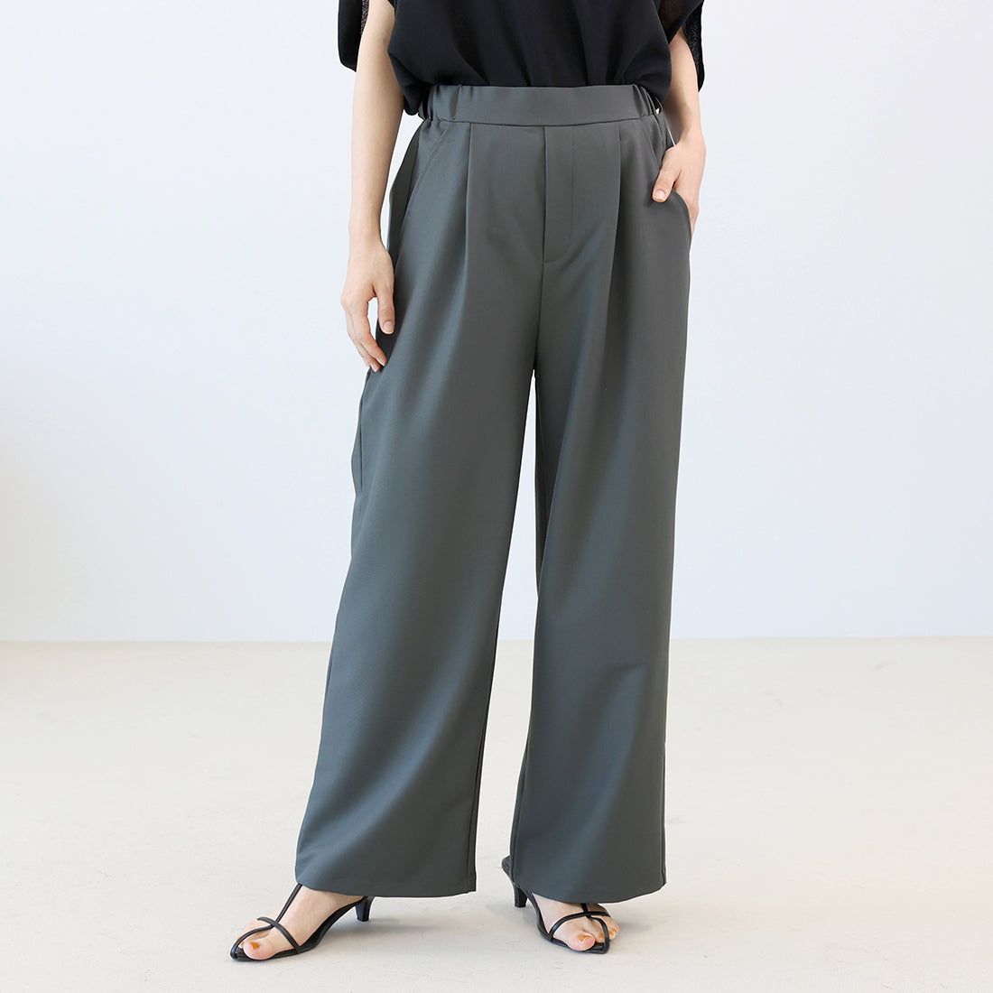 アレッタ ヴィータ Aletta vita エステルツイルタックセミワイドパンツ (グレー) グレー