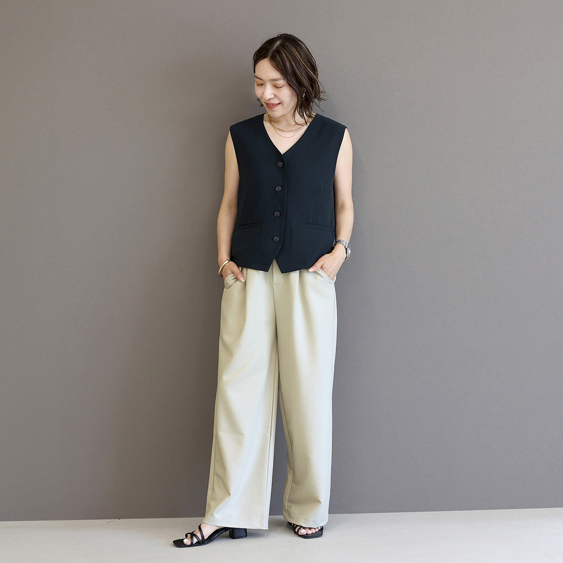 アレッタ ヴィータ Aletta vita エステルツイルタックセミワイドパンツ (グレー) グレー