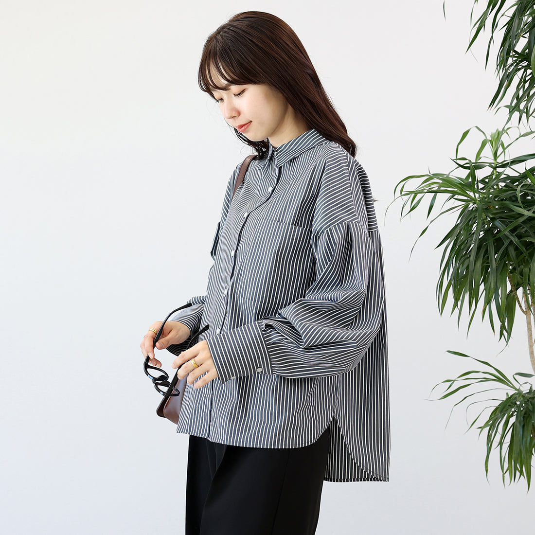 アレッタ ヴィータ Aletta vita 袖タックブロード長袖シャツ (オフホワイト) オフホワイト