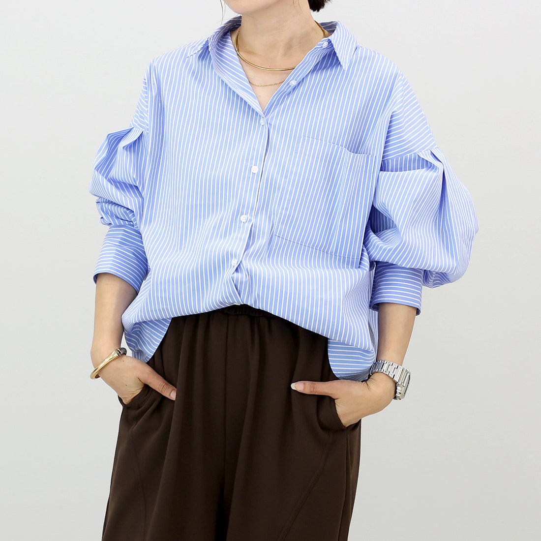 アレッタ ヴィータ Aletta vita 袖タックブロード長袖シャツ (オフホワイト) オフホワイト