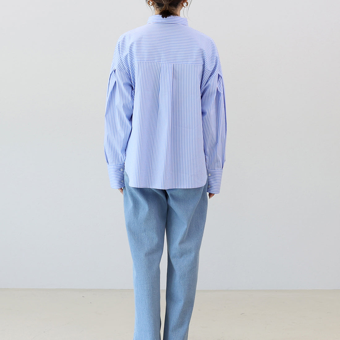 アレッタ ヴィータ Aletta vita 袖タックブロード長袖シャツ (オフホワイト) オフホワイト