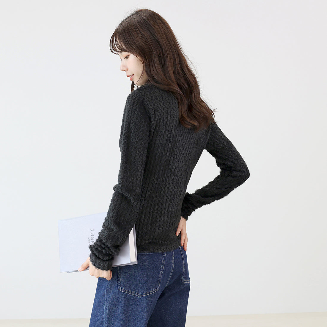 アレッタ ヴィータ Aletta vita ショートフェザーハイネックプルオーバー (ブラック) ブラック