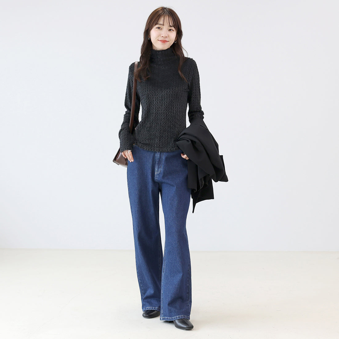 アレッタ ヴィータ Aletta vita ショートフェザーハイネックプルオーバー (ブラック) ブラック