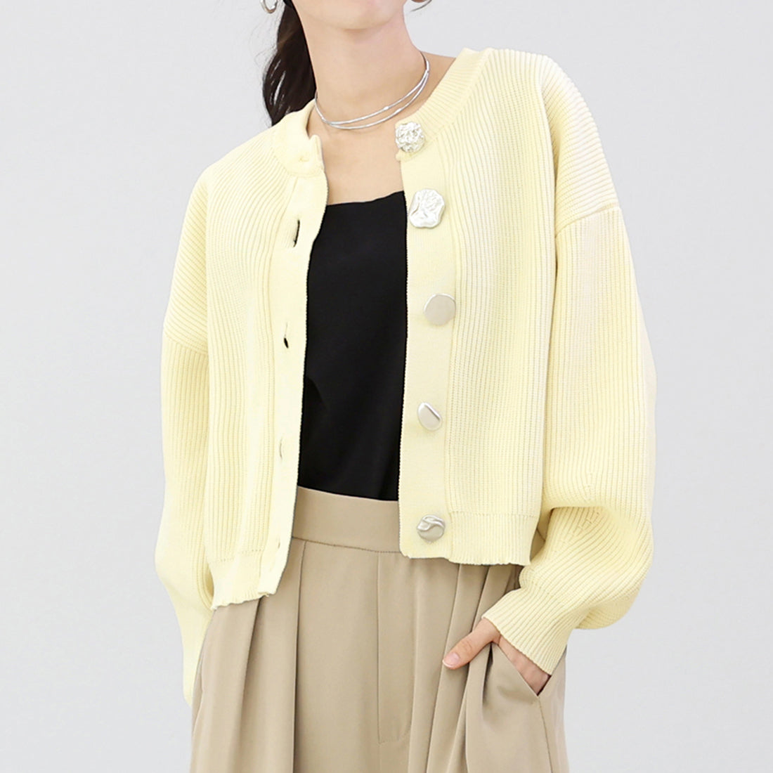 アレッタ ヴィータ Aletta vita 片畦編みマルチボタンニットカーディガン (アイボリー) アイボリー