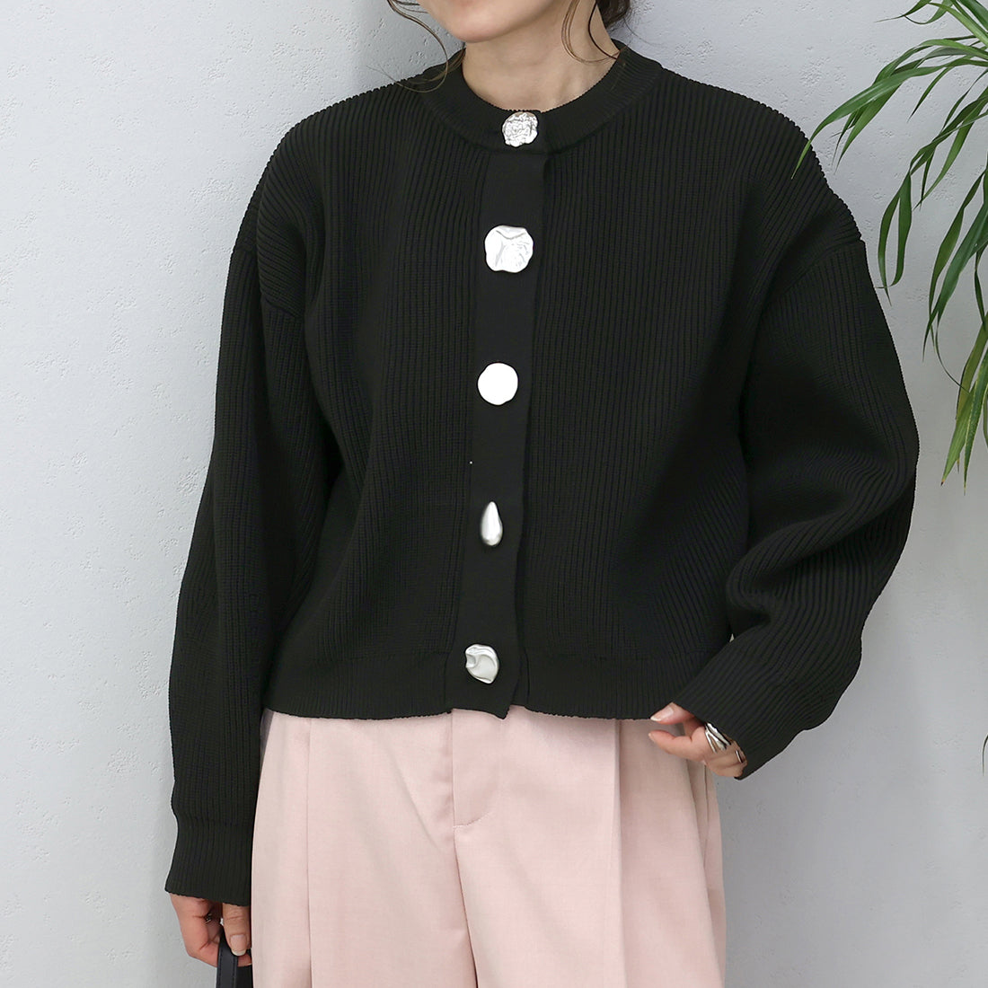 アレッタ ヴィータ Aletta vita 片畦編みマルチボタンニットカーディガン (ブラック) ブラック