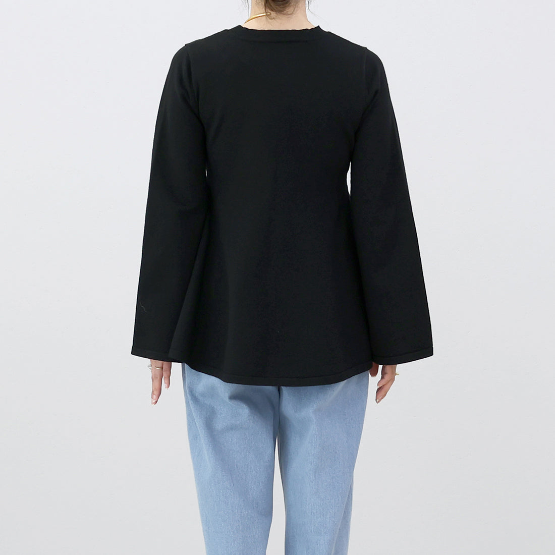 アレッタ ヴィータ Aletta vita フレアスリーブペプラムニットプルオーバー (ブラック) ブラック