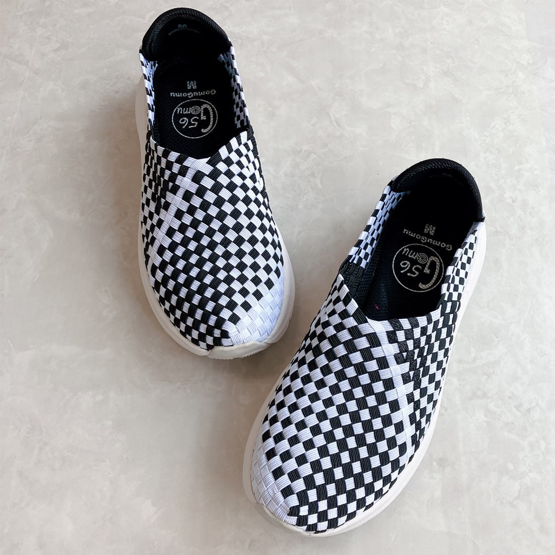 ゴムゴム Gomu56 洗える 軽量 厚底 スリップオンスニーカー (ブラック/ホワイト) ブラック/ホワイト