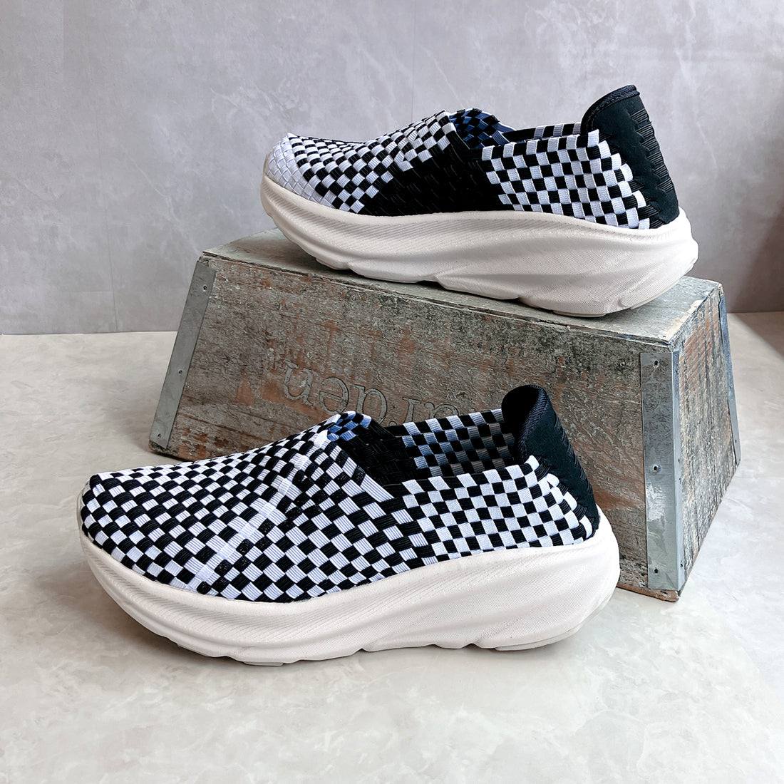 ゴムゴム Gomu56 洗える 軽量 厚底 スリップオンスニーカー (ブラック/ホワイト) ブラック/ホワイト