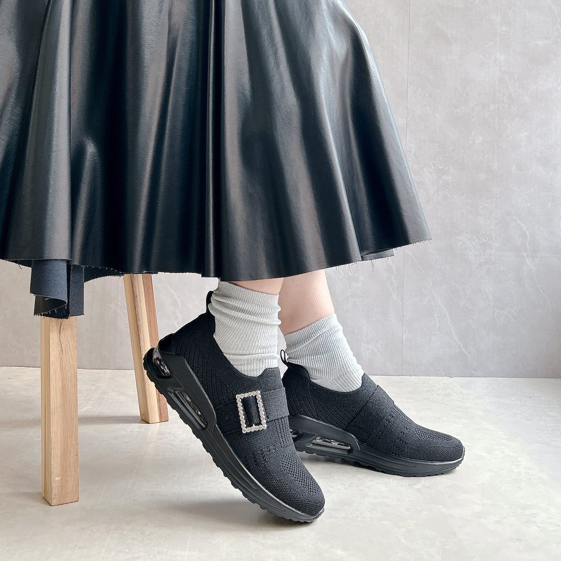 ゴムゴム Gomu56 軽量 厚底 エア入りソール キラキラニット スニーカー (ブラックラメ) ブラックラメ