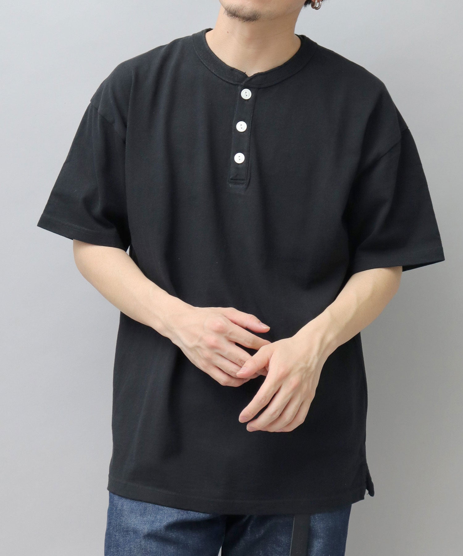 GOODWEAR 美國棉質亨利領 T 卹 短袖常規廓形羈扣 T 卹