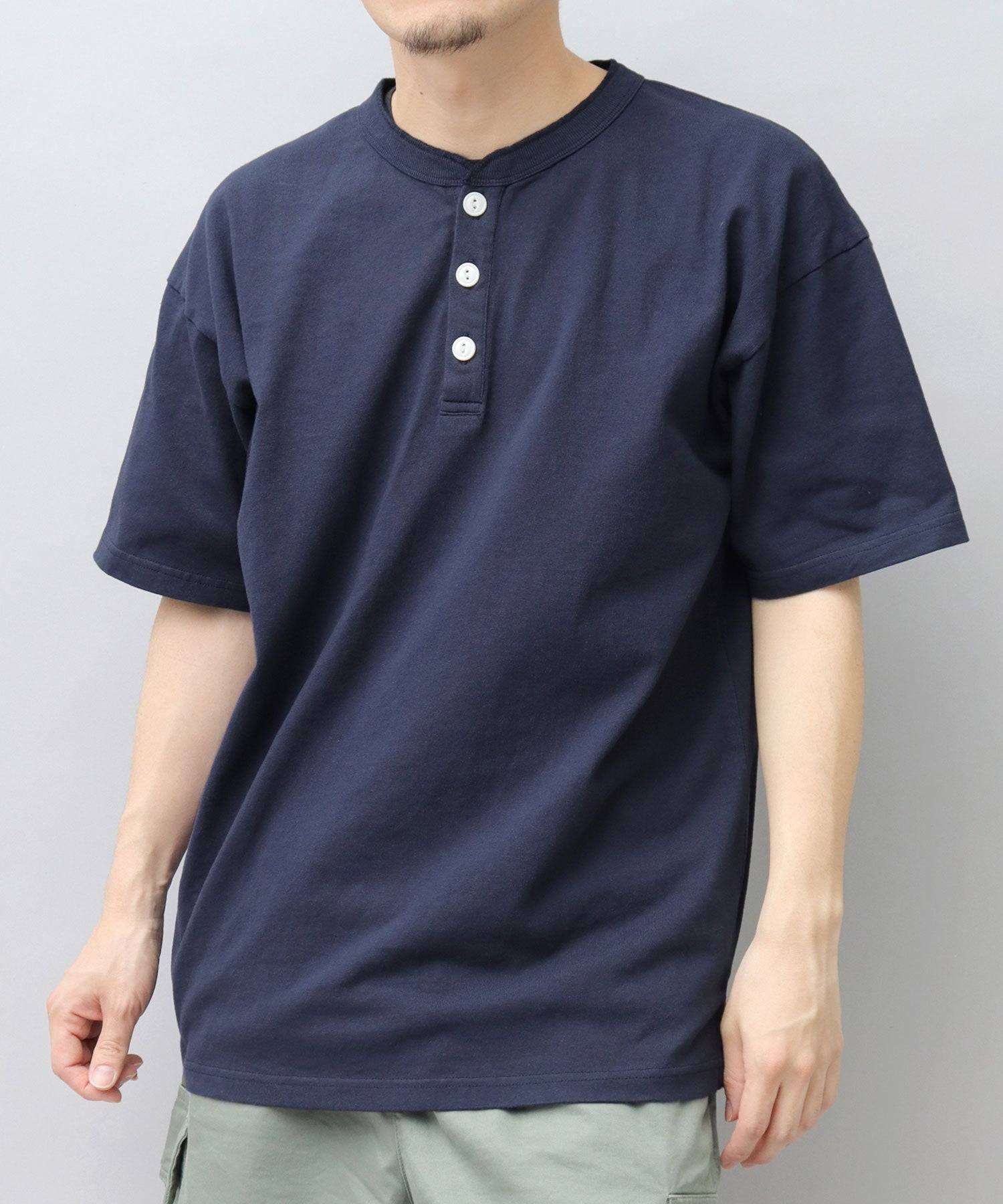 GOODWEAR 美國棉質亨利領 T 卹 短袖常規廓形羈扣 T 卹