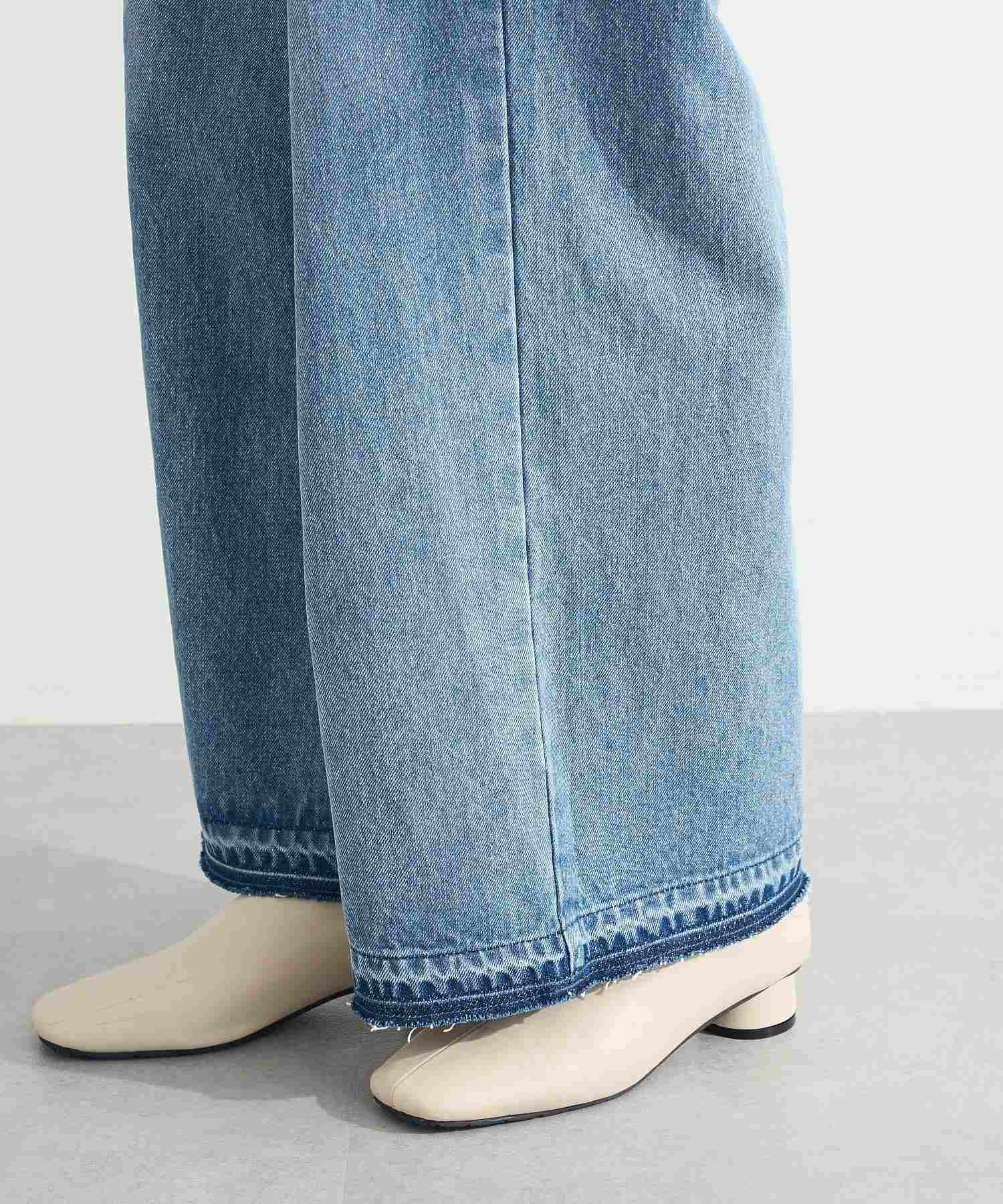 グリーン パークス Green Parks タックワイドデニムパンツ (ホワイト) ホワイト