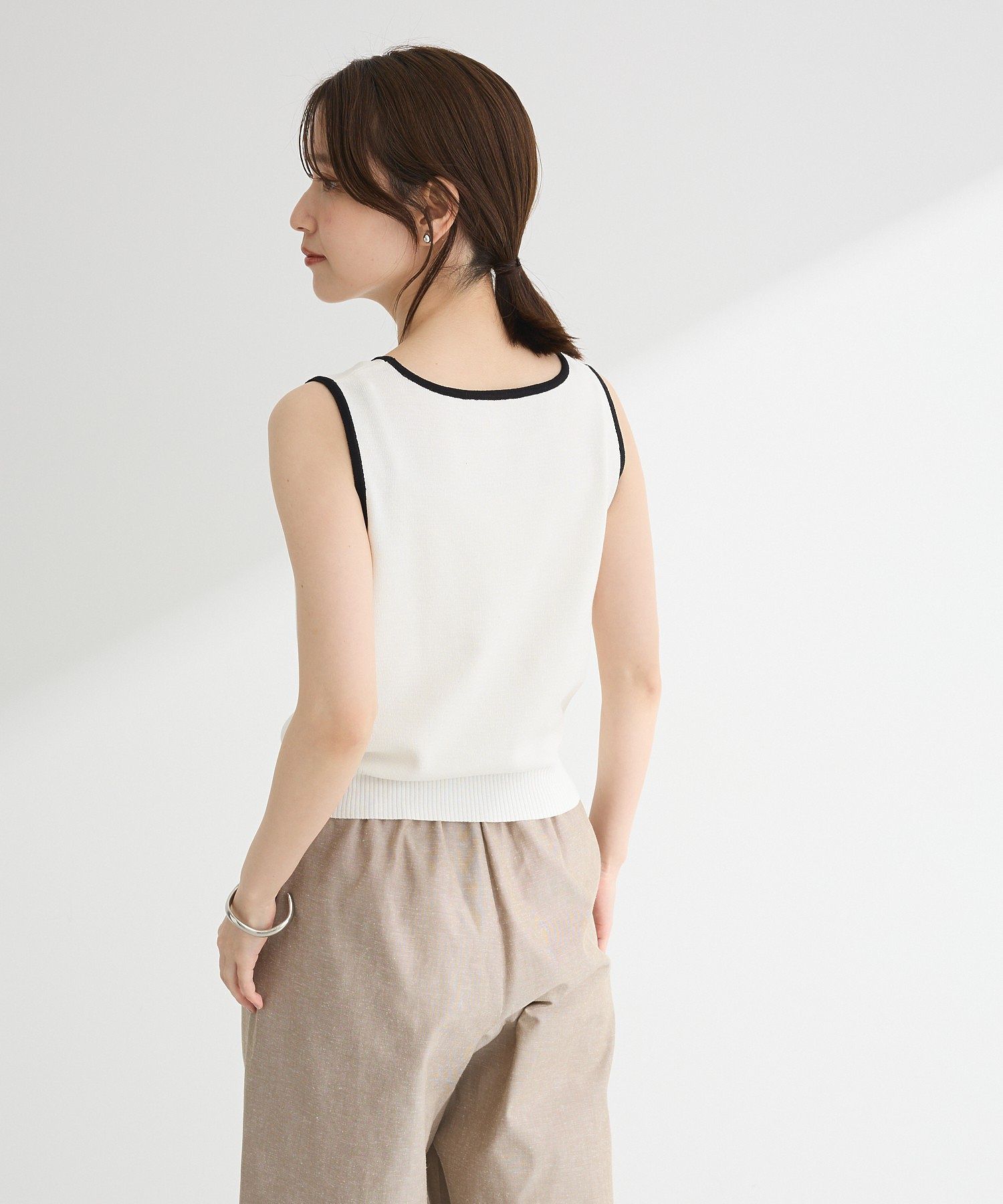 グリーン パークス Green Parks ・ELENCARE DUE バイカラーニットタンク (カーキ) カーキ