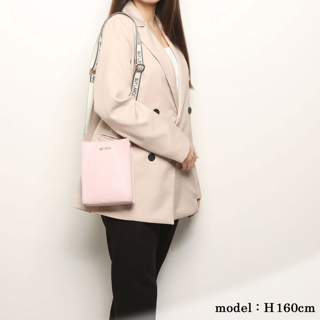 ギ ラロッシュ Guy Laroche イタリアンレザー 牛革カードケース付き ショルダーバッグ