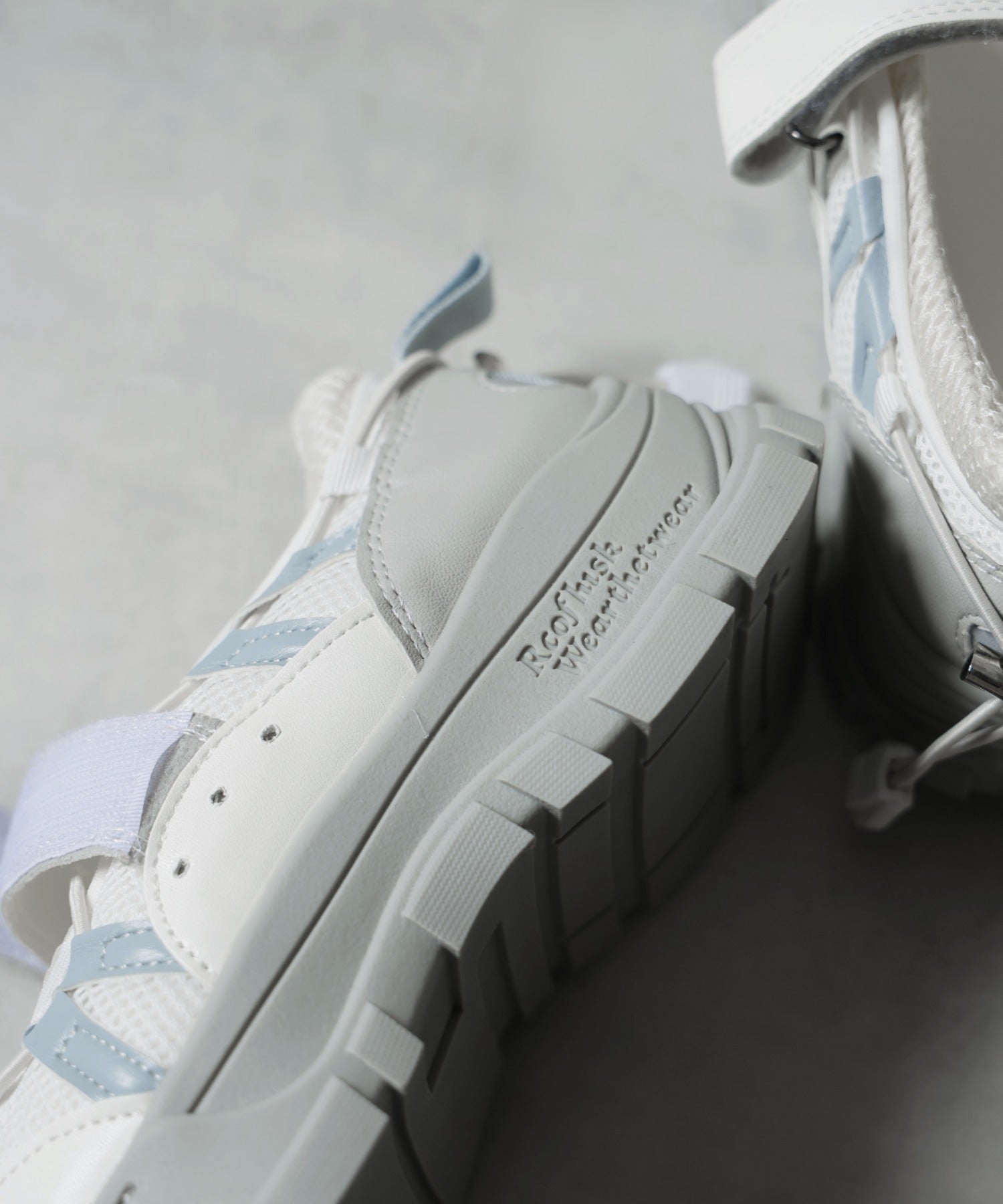 ガーリードール Girly Doll バレエデザインベルトスニーカー (ホワイト) ホワイト