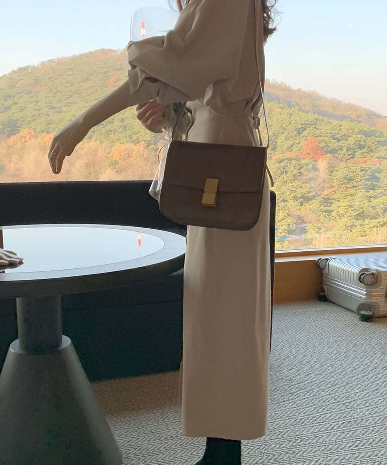 ガーリードール Girly Doll ボリュームシャツバルーンスリーブワンピース【韓国ファッション】 (ベージュ) ベージュ