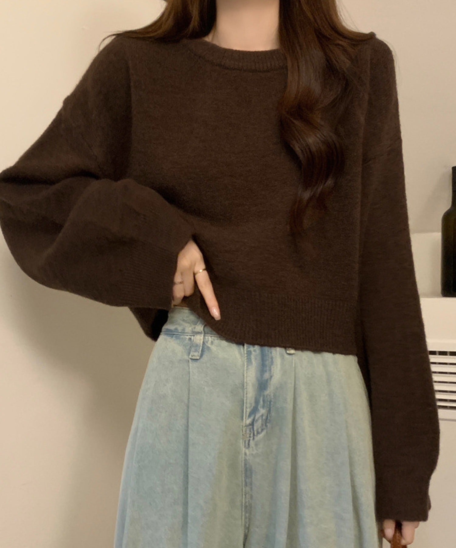 ガーリードール Girly Doll クロップド丈クルーネックニット (ブラウン) ブラウン