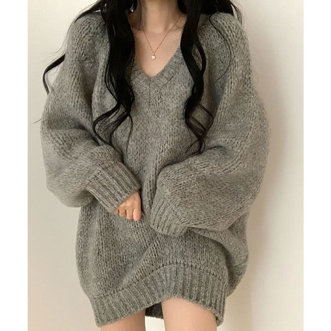 Girly Doll V-neck loose knit top