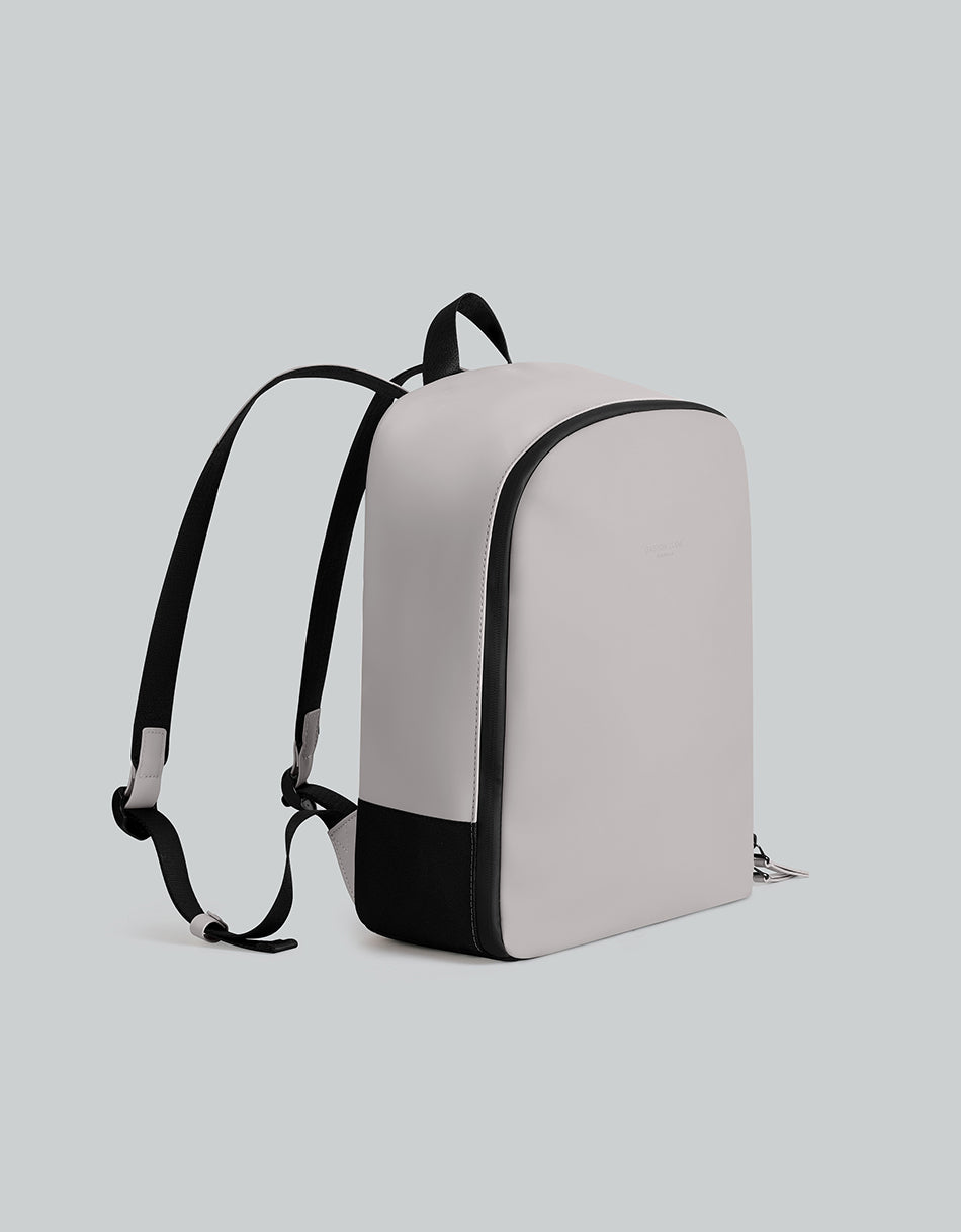 ガストンルーガ GASTON LUGA GASTONLUGADashDailyBackpack14 (トープ) トープ