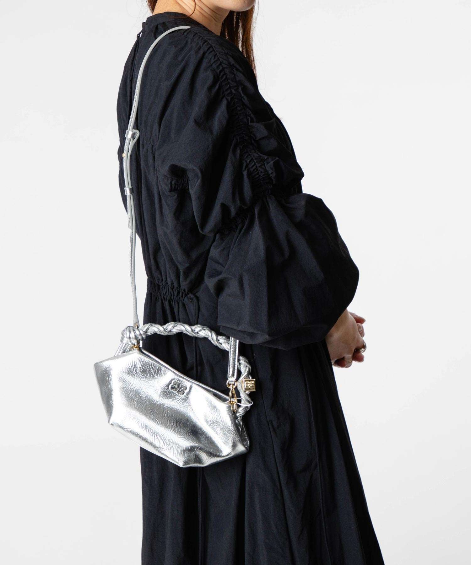 ガニー GANNI ガニー GANNI A6595 ショルダーバッグ Bou Bag Mini Metallic レディース バック ミニバッグ ハンドバッグ (シルバー) シルバー