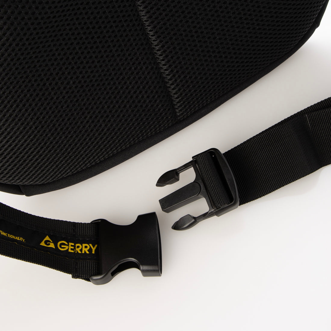 ジェリー GERRY ウエストバッグ (ブラック) ブラック