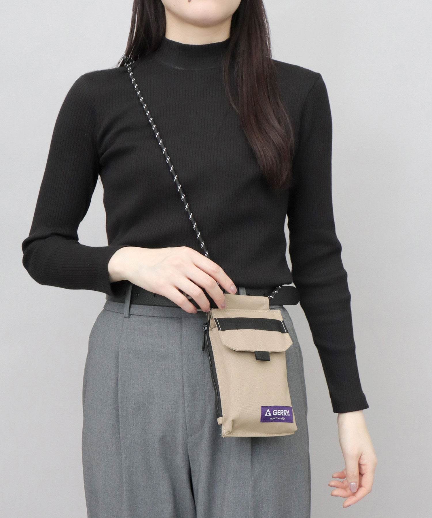 ジェリー GERRY 撥水加工 リサイクルポリエステル スマホ マルチミニショルダーバッグ (ベージュ) ベージュ