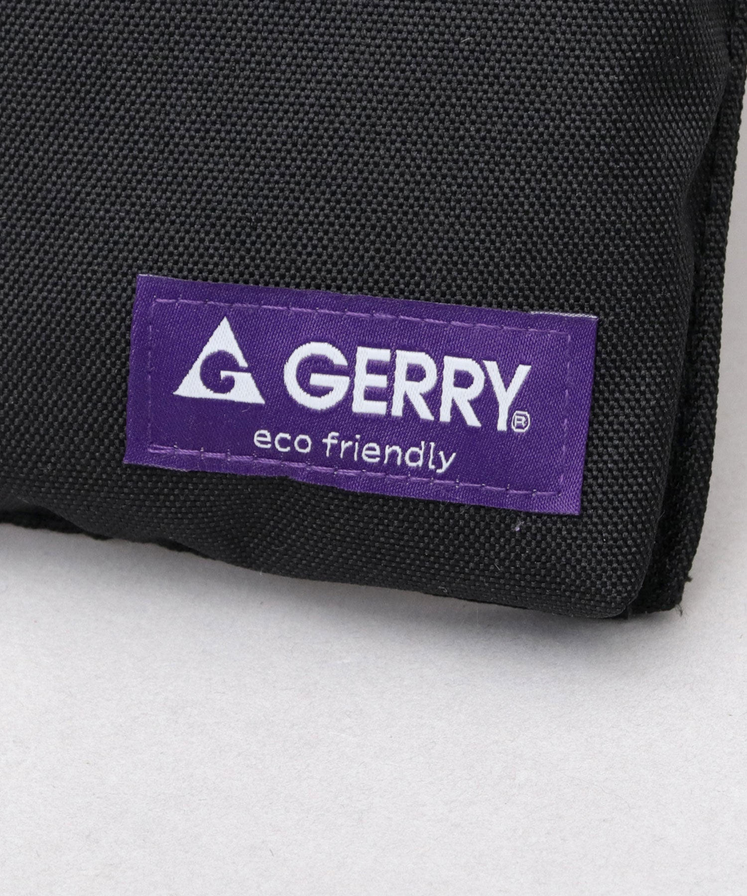 ジェリー GERRY 撥水加工 リサイクルポリエステル スマホ マルチミニショルダーバッグ (ベージュ) ベージュ