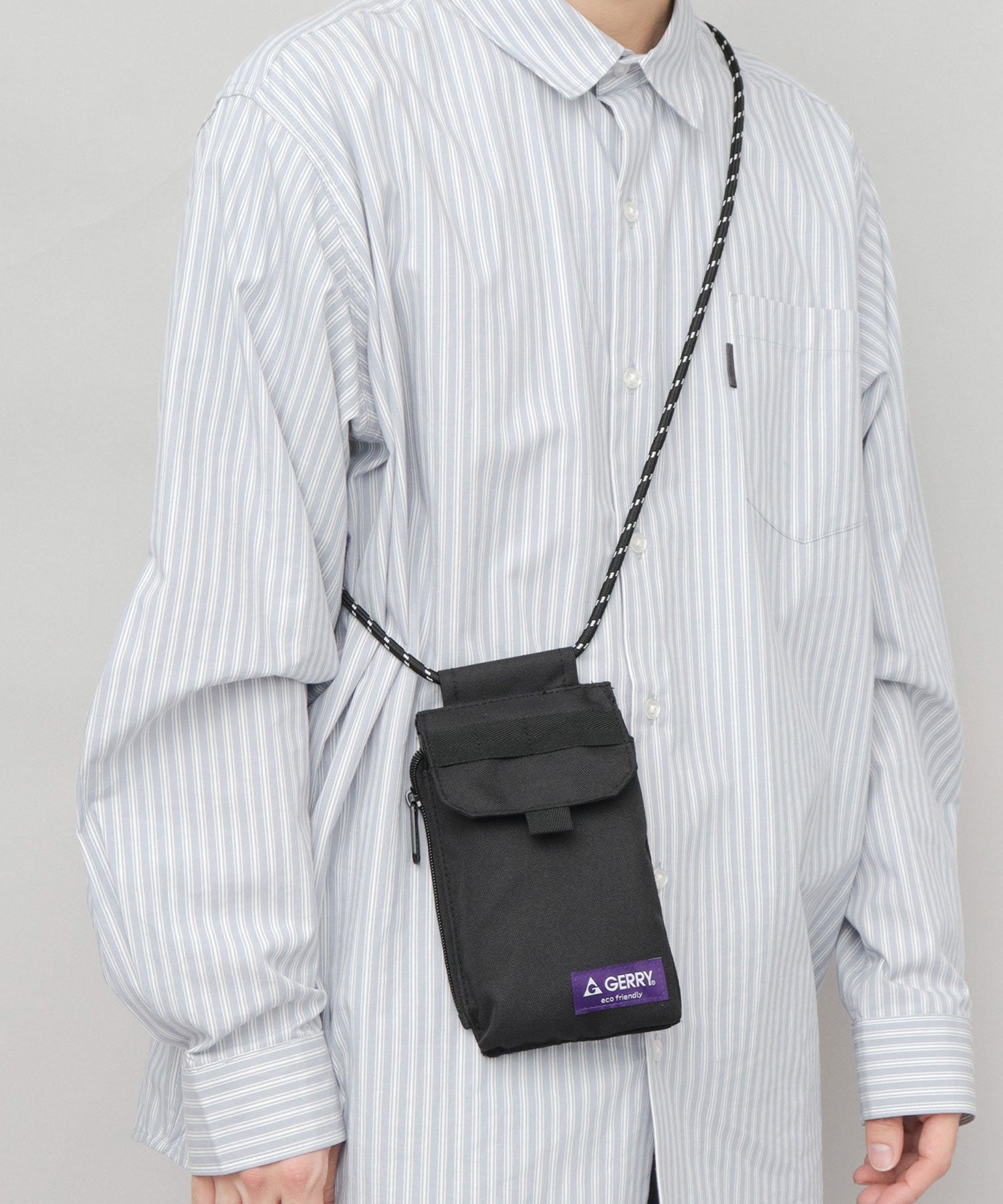 ジェリー GERRY 撥水加工 リサイクルポリエステル スマホ マルチミニショルダーバッグ (ブラック) ブラック